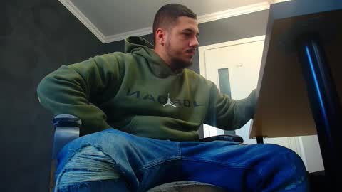 JoshKnight online show from 18, 9, 2025