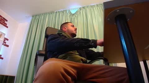 JoshKnight online show from 28, 9, 2025