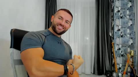 Snapshot of joshuamuscle69 chatting on 17, 1, 2025 joshuamuscle69 online show from 17, 1, 2025