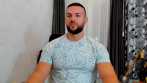 Snapshot of joshuamuscle69 chatting on 7, 3, 2025 joshuamuscle69 online show from 7, 3, 2025