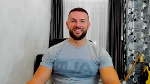 Snapshot of joshuamuscle69 chatting on 9, 3, 2025 joshuamuscle69 online show from 9, 3, 2025