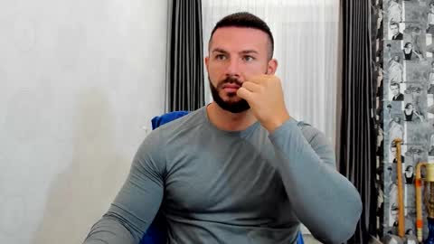 Snapshot of joshuamuscle69 chatting on 18, 11, 2025 joshuamuscle69 online show from 18, 11, 2025