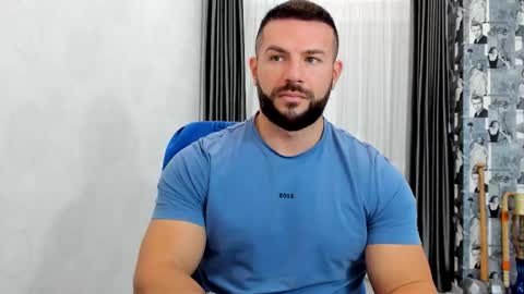 Snapshot of joshuamuscle69 chatting on 19, 11, 2025 joshuamuscle69 online show from 19, 11, 2025