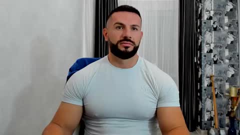 Snapshot of joshuamuscle69 chatting on 28, 11, 2025 joshuamuscle69 online show from 28, 11, 2025