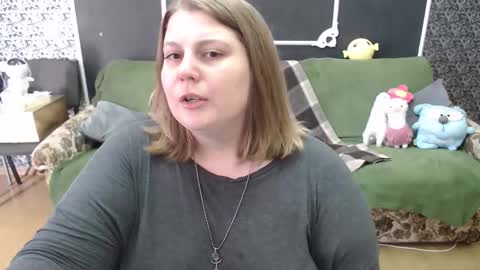 josiesun771 online show from 12, 9, 2025