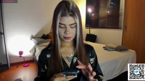 josephine   independent model    online show from 6, 1, 2025