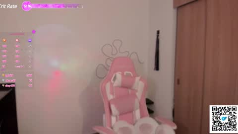 josephine   independent model    online show from 21, 2, 2025