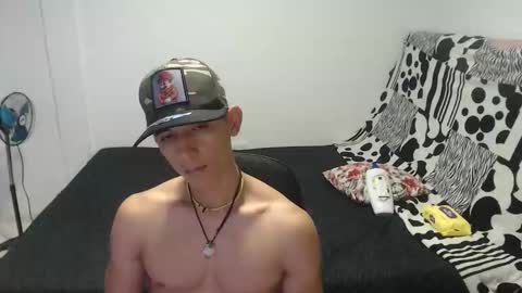 josue25sex online show from 4, 12, 2025