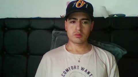 Snapshot of josux8 chatting on 7, 11, 2025 josux8 online show from 7, 11, 2025