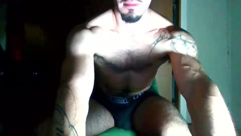 Snapshot of jotarojas1 chatting on 13, 11, 2025 jotarojas1 online show from 13, 11, 2025