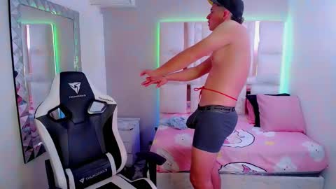 Snapshot of jr_nino_ chatting on 5, 3, 2025 N I N O online show from 5, 3, 2025