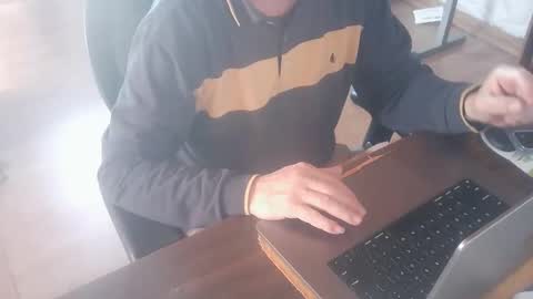 Snapshot of jraiven chatting on 14, 9, 2025 Soy Rai online show from 14, 9, 2025