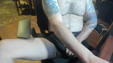 Snapshot of jsimon04 chatting on 2, 2, 2025 jsimon04 online show from 2, 2, 2025