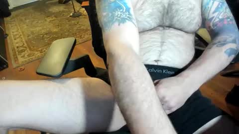 jsimon04 online show from 8, 4, 2026