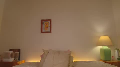 Snapshot of jsmine_ chatting on 18, 2, 2025 Jsmine and sometimes Beaulooks online show from 18, 2, 2025