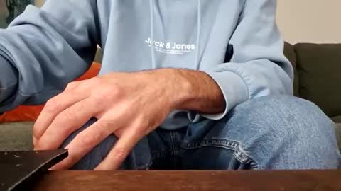 ju537705 online show from 27, 9, 2025