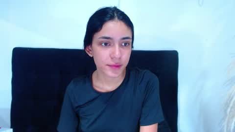 Snapshot of juan_and_luciana chatting on 19, 6, 2026 online show from 19, 6, 2026