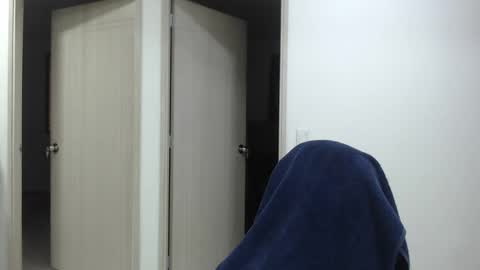 juan_gomez_1 online show from 3, 2, 2025