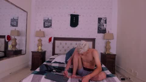 Snapshot of juan_lovers chatting on 6, 12, 2024 J U A N L O V E R S online show from 6, 12, 2024