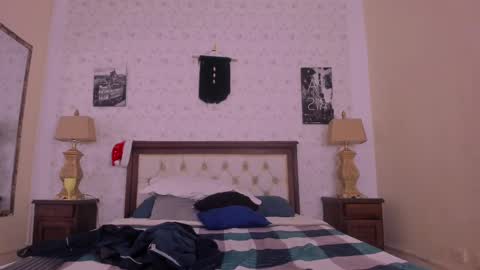 Snapshot of juan_lovers chatting on 7, 12, 2024 J U A N L O V E R S online show from 7, 12, 2024