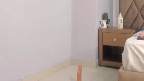 juana_valentina1 online show from 28, 12, 2024