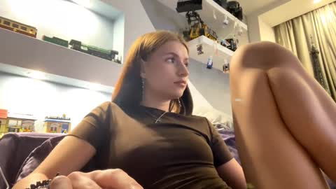 Lola online show from 11, 11, 2025