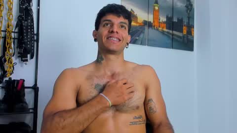 Juan Esteban online show from 10, 10, 2025