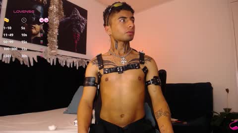 juancamilo66_ online show from 3, 1, 2025