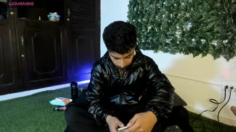 juancamilo66_ online show from 8, 4, 2026