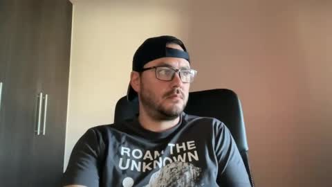 Snapshot of juanchom chatting on 3, 3, 2025 juanchom online show from 3, 3, 2025