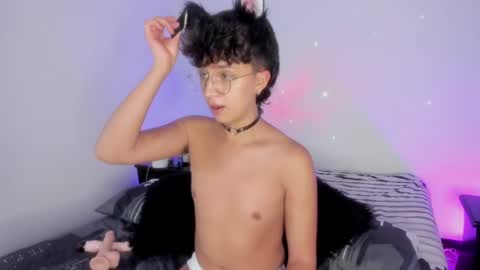 juandaaa__ online show from 4, 3, 2025