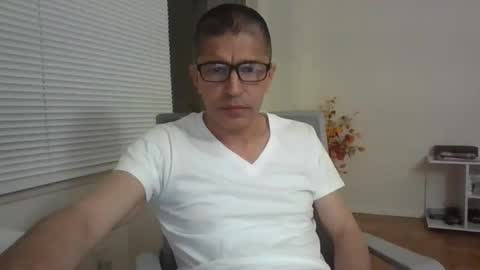 Snapshot of juanearth1 chatting on 7, 1, 2026 juanearth1 online show from 7, 1, 2026