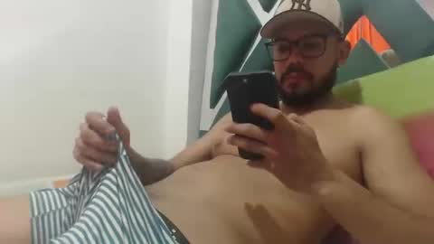 Snapshot of juanfe_style chatting on 27, 9, 2025 juanfe_style online show from 27, 9, 2025