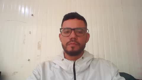 Snapshot of juanfe_style chatting on 10, 10, 2025 juanfe_style online show from 10, 10, 2025