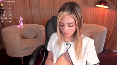 Juanita Clay online show from 21, 1, 2025