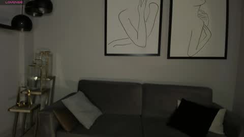 Juanita Clay online show from 21, 4, 2026