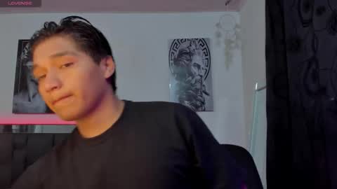 Snapshot of juanjo_ferrari chatting on 5, 11, 2025 juanjo ferrari online show from 5, 11, 2025