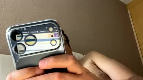 Snapshot of juanrodxyz chatting on 8, 4, 2026 bearcammx online show from 8, 4, 2026
