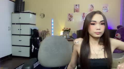 Snapshot of judiella chatting on 6, 12, 2024 EloiseMoree online show from 6, 12, 2024