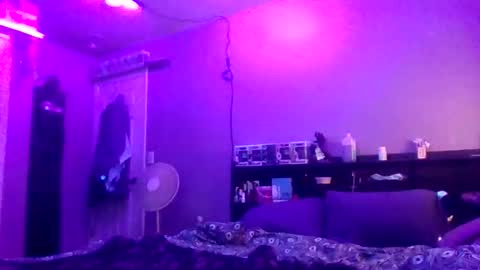 Snapshot of juiceepawwg420 chatting on 8, 6, 2026 Juiceepawwg420 online show from 8, 6, 2026