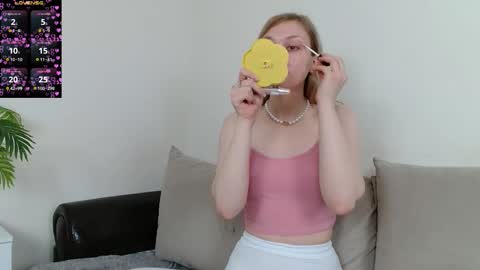 Snapshot of juicegirl340 chatting on 13, 11, 2025 Lola fav pattern 357595250 online show from 13, 11, 2025