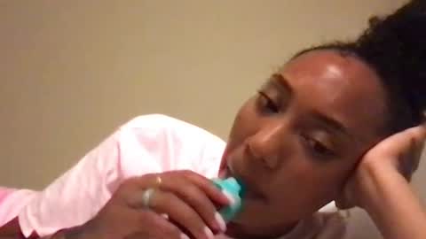 Snapshot of juicijazzi chatting on 22, 10, 2025 juicijazzi online show from 22, 10, 2025