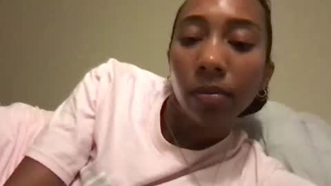 Snapshot of juicijazzi chatting on 25, 10, 2025 juicijazzi online show from 25, 10, 2025