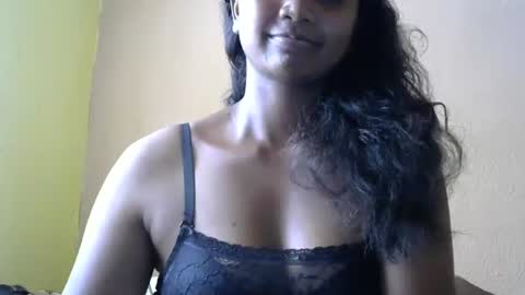 stellah online show from 3, 2, 2025