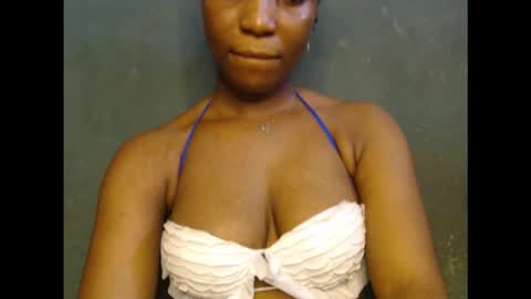 juicycuntx online show from 15, 2, 2026