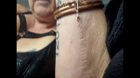 Juicygina  online show from 5, 12, 2024