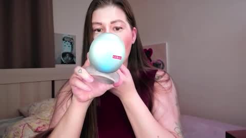 Elena online show from 12, 2, 2026