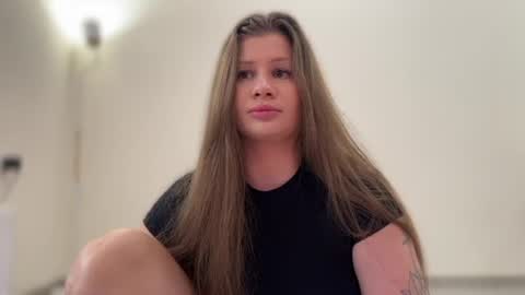 Snapshot of juicyhelenx chatting on 11, 7, 2026 Elena online show from 11, 7, 2026