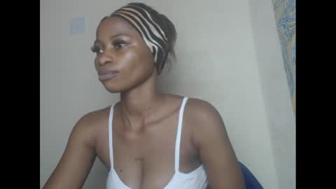 Snapshot of juicypiexx chatting on 12, 2, 2025 juicypiexx online show from 12, 2, 2025