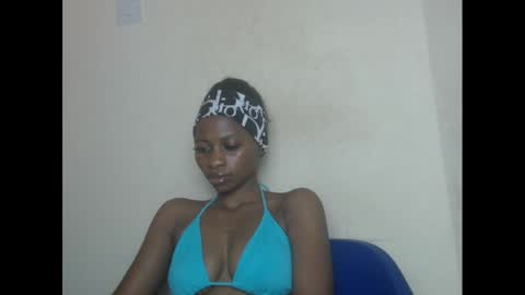 Snapshot of juicypiexx chatting on 14, 2, 2025 juicypiexx online show from 14, 2, 2025